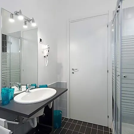 Sleep & Zupp 4* Naples
